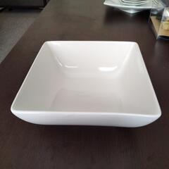 白い深皿２枚セットの画像