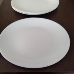 楕円形の白いお皿　４枚セットの画像