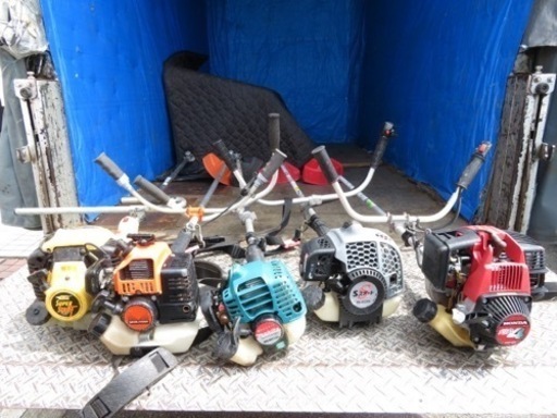 草刈機5台　以前は稼働今は不動ホンダタナカマルヤママキタ