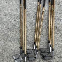 ゴルフ　アイアンセット　グリップ新品