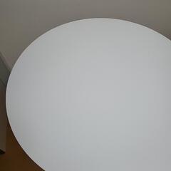 [売ります]白い円形テーブルの画像