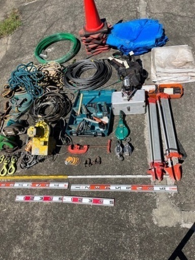 色々道具　ワイヤー　ロープ　レベル　工具