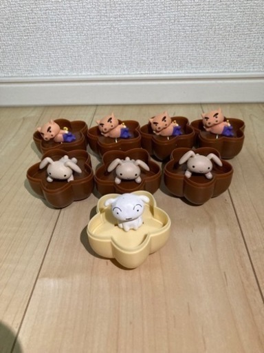 クレヨンしんちゃん　ガチャガチャ　リング