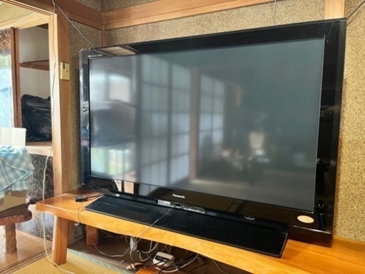 テレビ　65インチ
