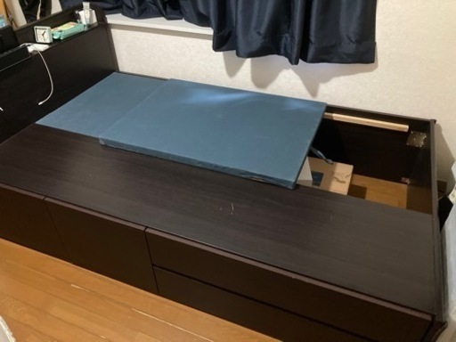 ベッドフレーム　マットレス付き　セミダブルサイズ　収納　2口電源