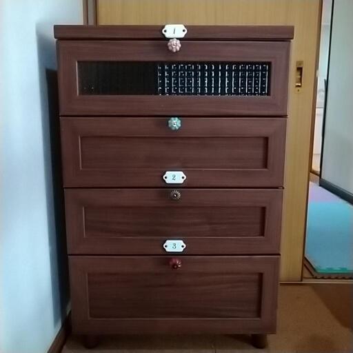 チェスト