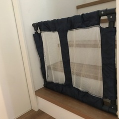 ベビーフェンス