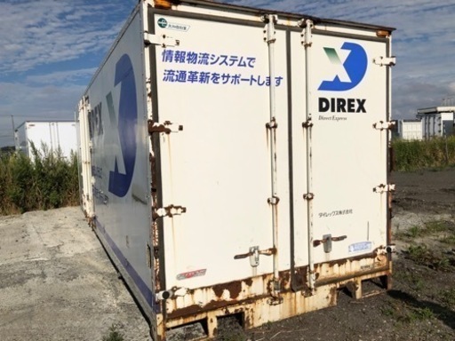 トラックの箱、コンテナ、スーパーハウス、物置がわりに。