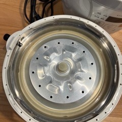 電気圧力鍋siroca SPC-101 ホワイトの画像