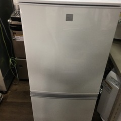 SHARP シャープ　140L 冷蔵庫　2018年製