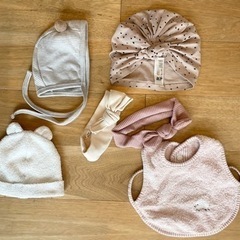 ベビー　帽子、ボンネット、アクセサリー、ブルマ等の画像