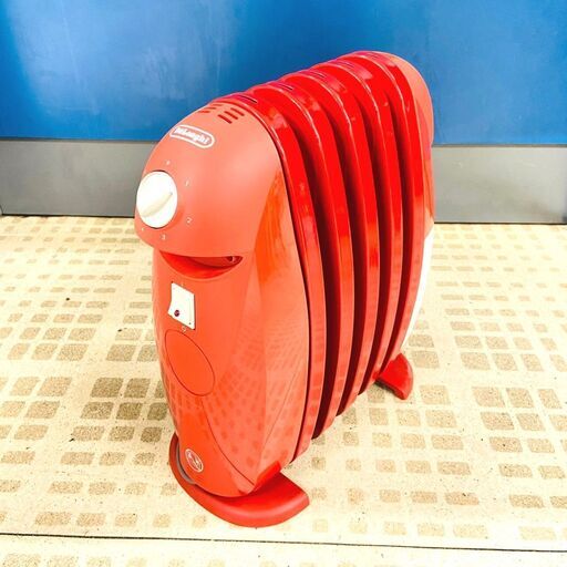 1/5【ジモティ特別価格】デロンギ/DeLonghi オイルヒーター TRN0505JS-R 暖房 レッド