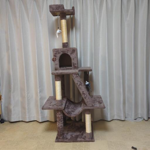 キャットタワー
