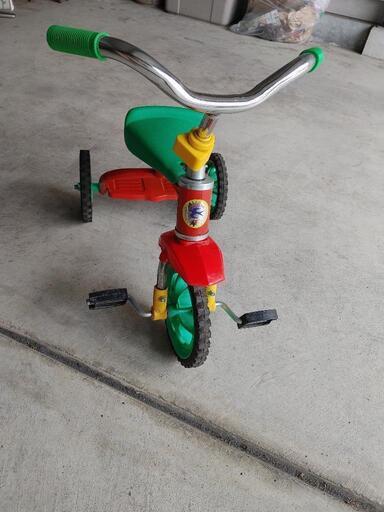 三輪車