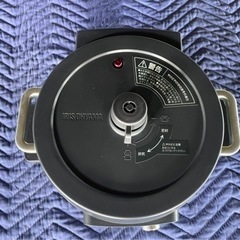 アイリスオーヤマ 電気圧力鍋 2.2L の画像