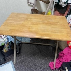 折りたたみテーブル