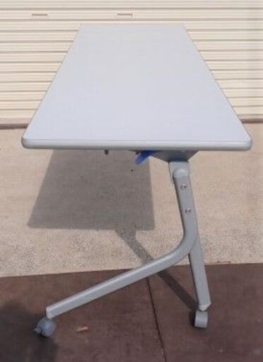 コクヨ　スタックテーブル　在庫4台有　1800×600　H720　引き取り限定：田川市