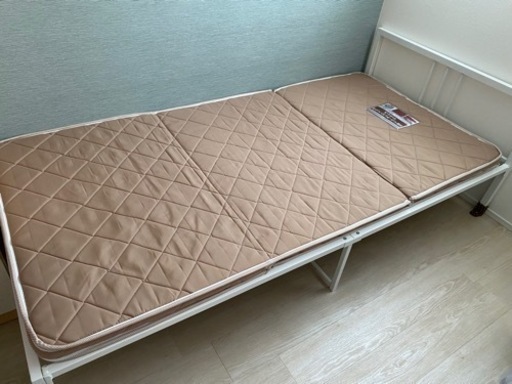【キャンセル出ました】【今日中に受け取り可能の方限定】組み立て式　シングルベッド　マットレス