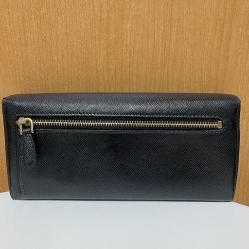 正規品・プラダ長財布