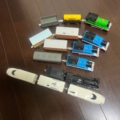 プラレール　車両　トーマス、新幹線など