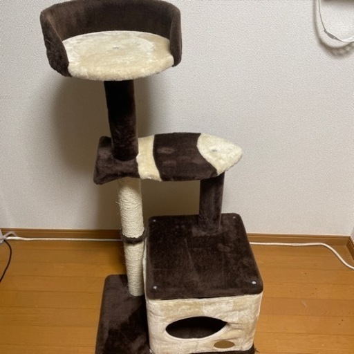 【美品】キャットタワー　3段　アドメイト