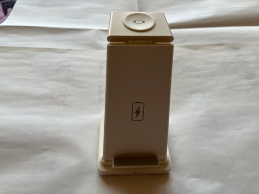 ３in１置き型ワイヤレス充電器