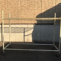 タイヤストッカー