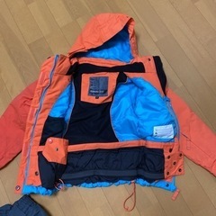 スキー、スノーボード　ウェア　上下セット　ゴーグル付きの画像