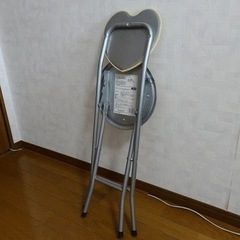 折り畳みいす ハート型背付 パイプ椅子の画像