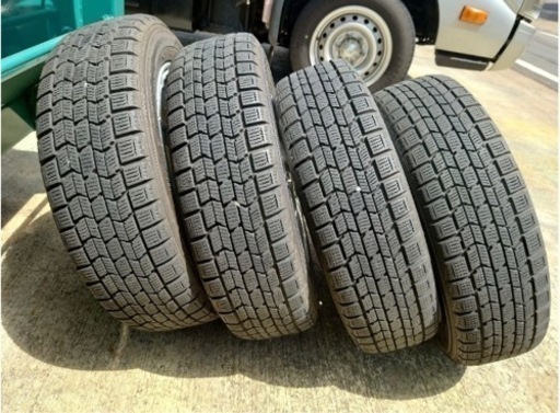 (決まりました)スタッドレスタイヤ 14インチ