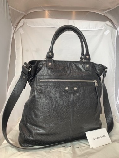 BALENCIAGA バレンシアガ　2wayハンドトートバッグ　ビジネスバック　レザー　ブラック　メンズ　ユニセックス　斜め掛け美品