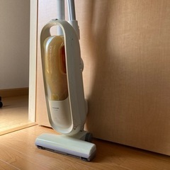 東芝　スティッククリーナー