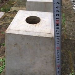 掲載終了　単管ブロック2個もらってください