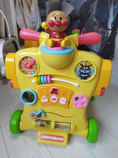 アンパンマン 乗って! 押して! へんしんウォーカー