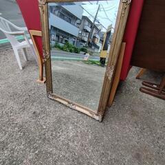 大きいゴージャスな鏡
