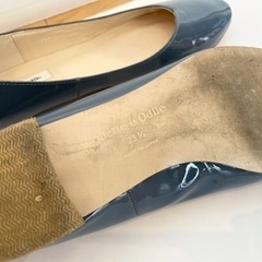 odette e odile 23.0cm エナメルパンプスの画像