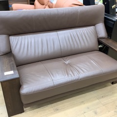 人気のkarimoku(カリモク家具)よりChitano(チターノ)の2.5人掛け