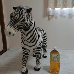 シマウマのぬいぐるみの画像