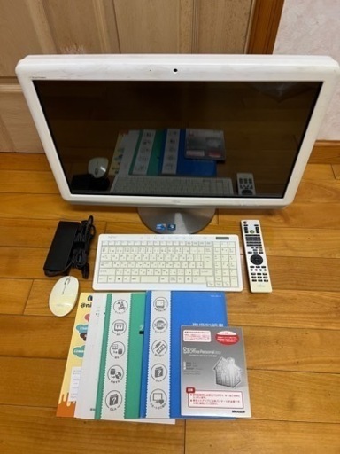 富士通 一体型パソコン 23型ワイド  Win10　ESPRIMO FH700／3AT