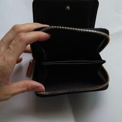 美品　アニエスベー　レディース　折り財布　ネイビー色の画像