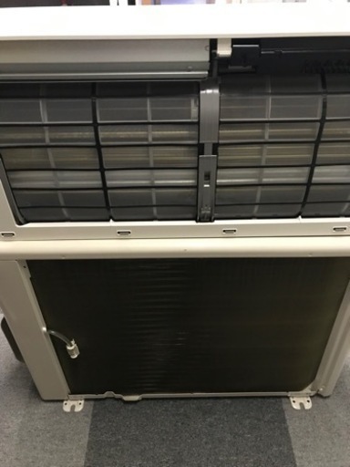 東芝　10畳用エアコン　2019年製