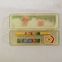 【値下げ】コンパスとPoohさんの筆箱一式と定規、三角定規&分度器のセットの画像