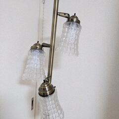 ガラススタンドライトの画像