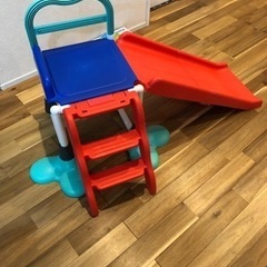 滑り台　幼児　お部屋遊び　お庭
