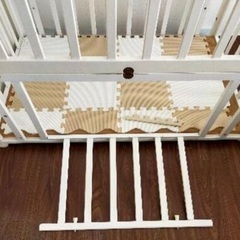 ベビーベッドの画像