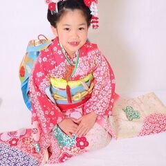 七五三のお祝い・結婚式のお祝いの着付け承ります
