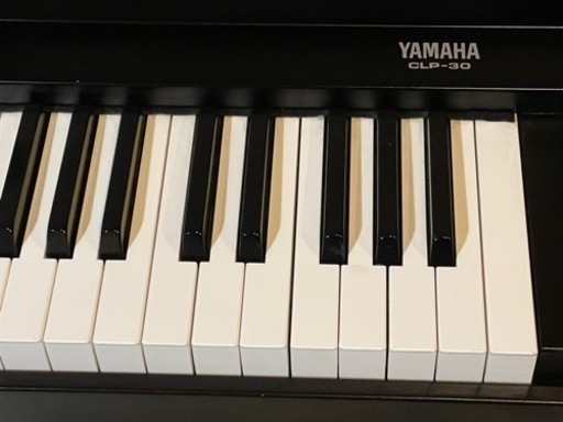 【購入者様決定】【格安美品】【お届け無料有り】★電子ピアノ★YAMAHA CLP-30