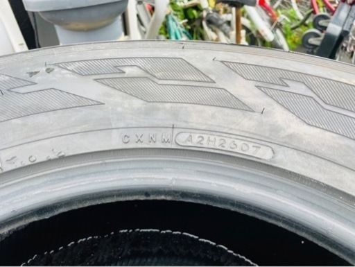 275/70R16 新品スタッドレス TOYO タイヤ ランクル ジムニー SUV K08001