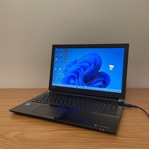 すぐ使える設定済⭐️Win11⭐️美麗ピアノブラック⭐️カメラWi-Fi テレワーク