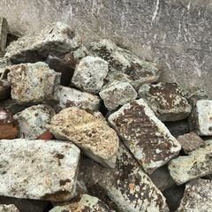 大谷石あります。お庭のインテリアにいかがですか？の画像